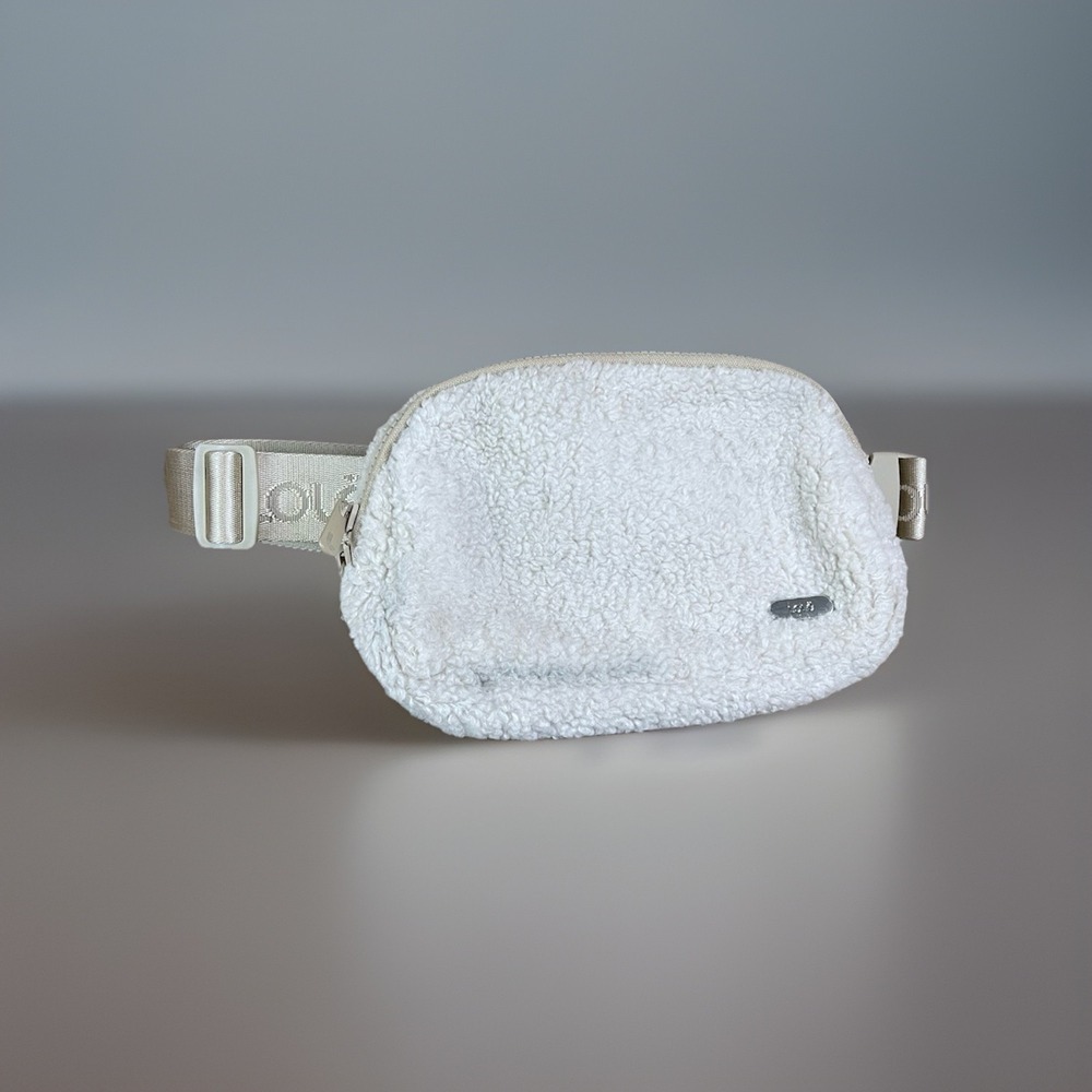 Lole Fleece Belt Bag, Unisex One Size Fits Most, Two-Way Zipper